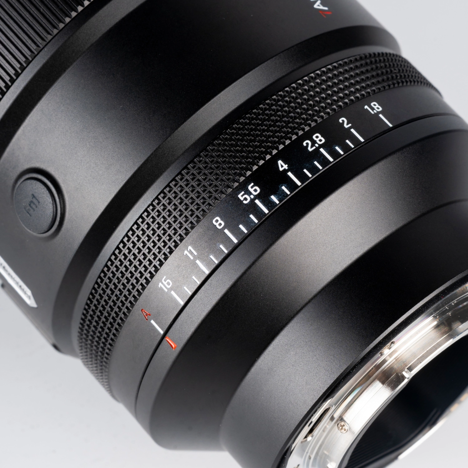 7Artisans AF 135mm F1.8 autófókuszos objektív (Nikon-Z) Full Frame AF fekete (AF135F18-Z)