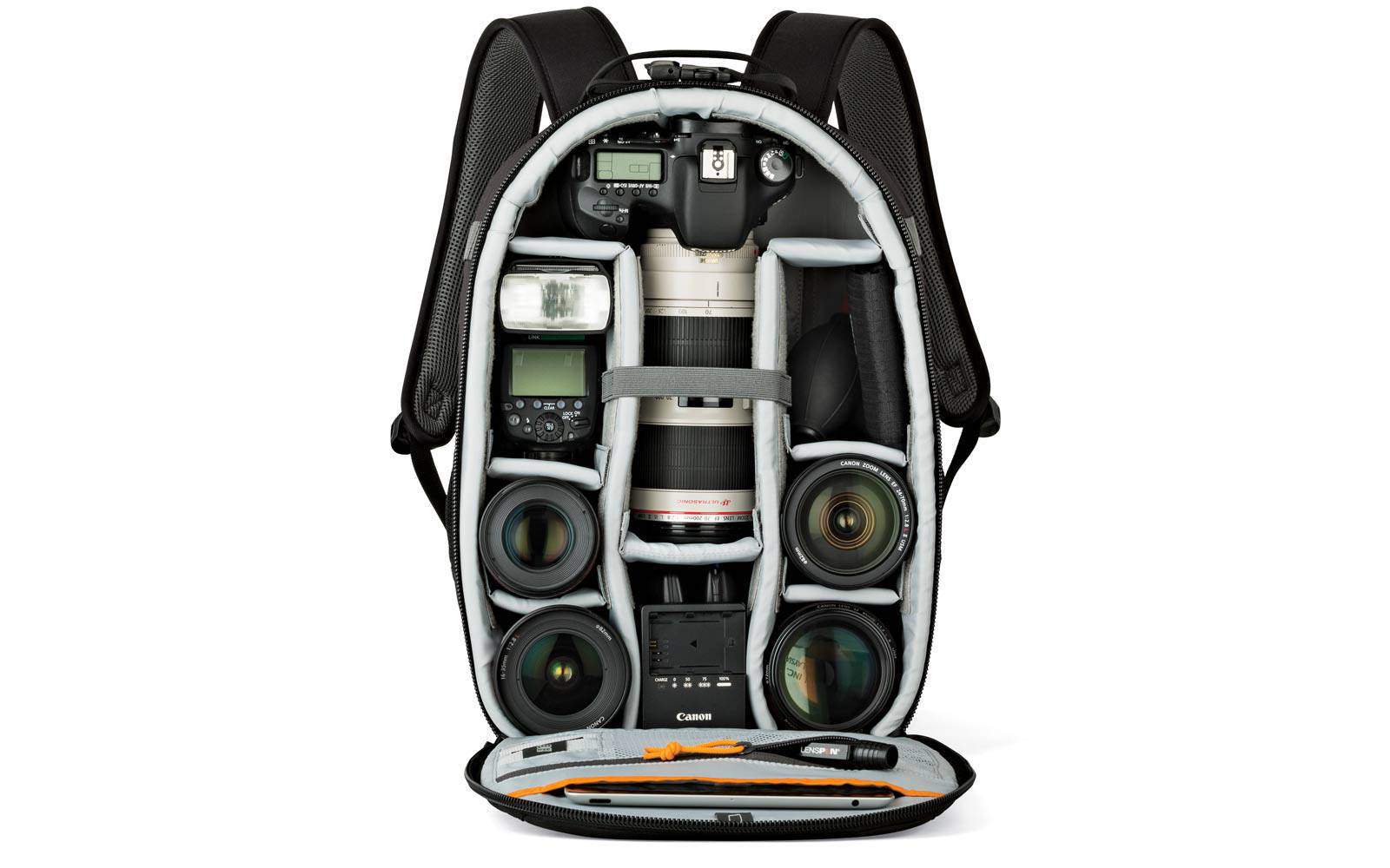 Lowepro Photo Classic BP 300 AW (fekete) (LP36975-PWW)