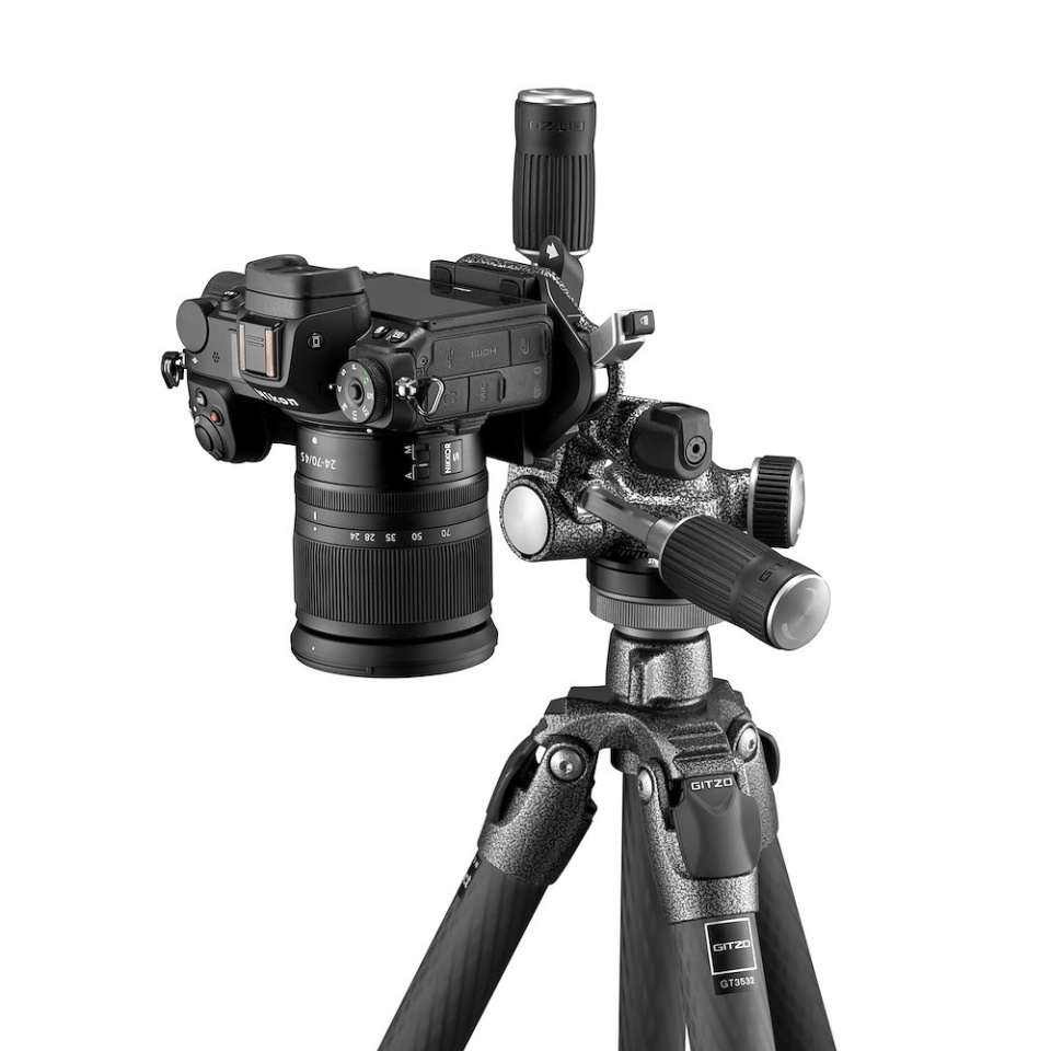 Gitzo kit Mountaineer 2 széria, 4 szek. karbon+ 3D fluid fej (GK2542-F3W)