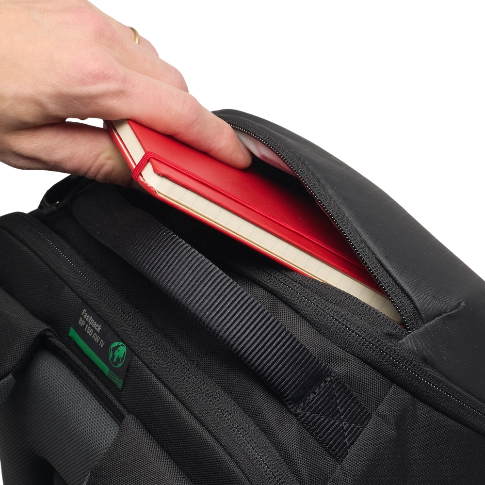 Lowepro Fastpack BP 150 AW IV - Fekete (LP37506-PWW)