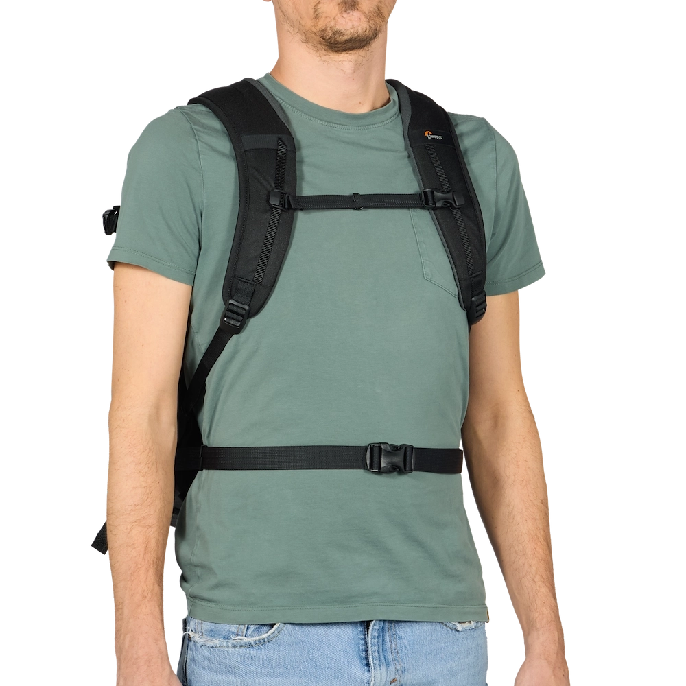 Lowepro Fastpack BP 250 AW IV - Fekete (LP37507-PWW)