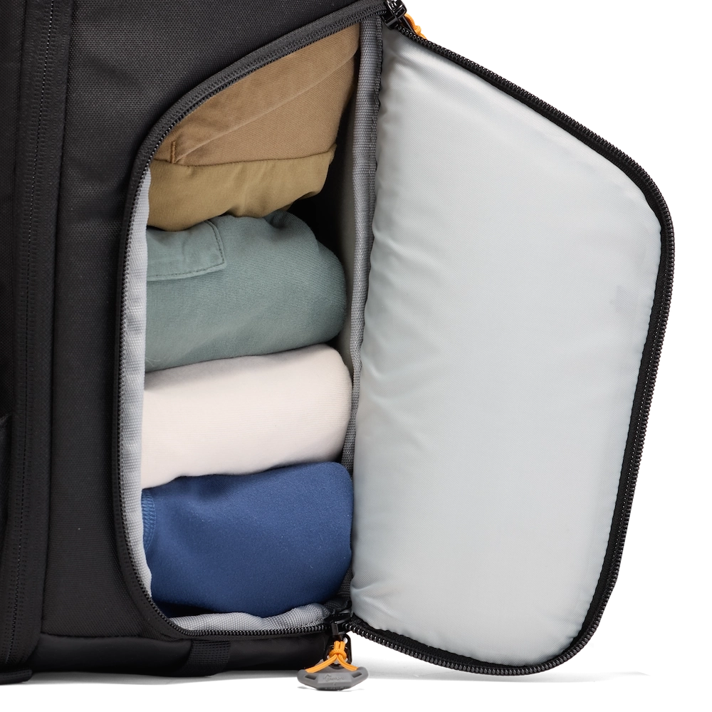 Lowepro Fastpack BP 250 AW IV - Fekete (LP37507-PWW)