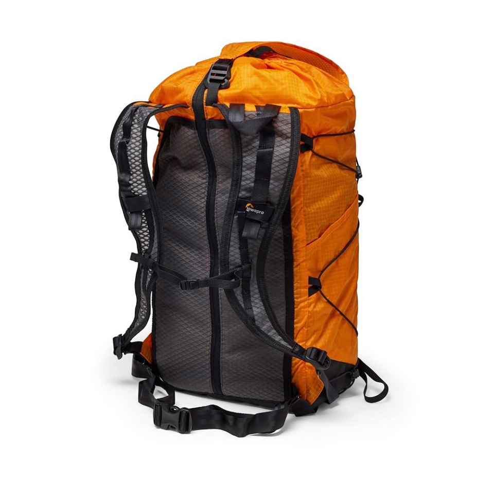 Lowepro RunAbout Hátizsák 18L II (LP37480-PWW)