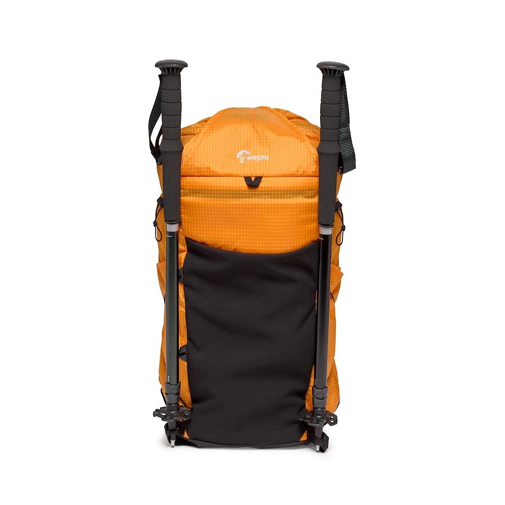 Lowepro RunAbout hátizsák 18L (LP37443-PWW)