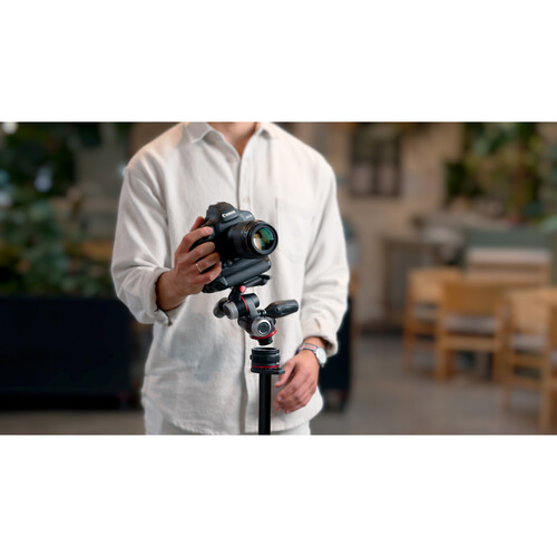 Manfrotto 055 kit karbon 3 szekciós állvány + 3D fej + MOVE (MK055CXPRO33WQR)