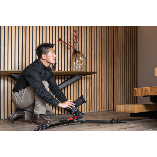 Manfrotto 055 kit karbon 4 szekciós állvány + gömbfej + MOVE (MK055CXPRO4BHQR)