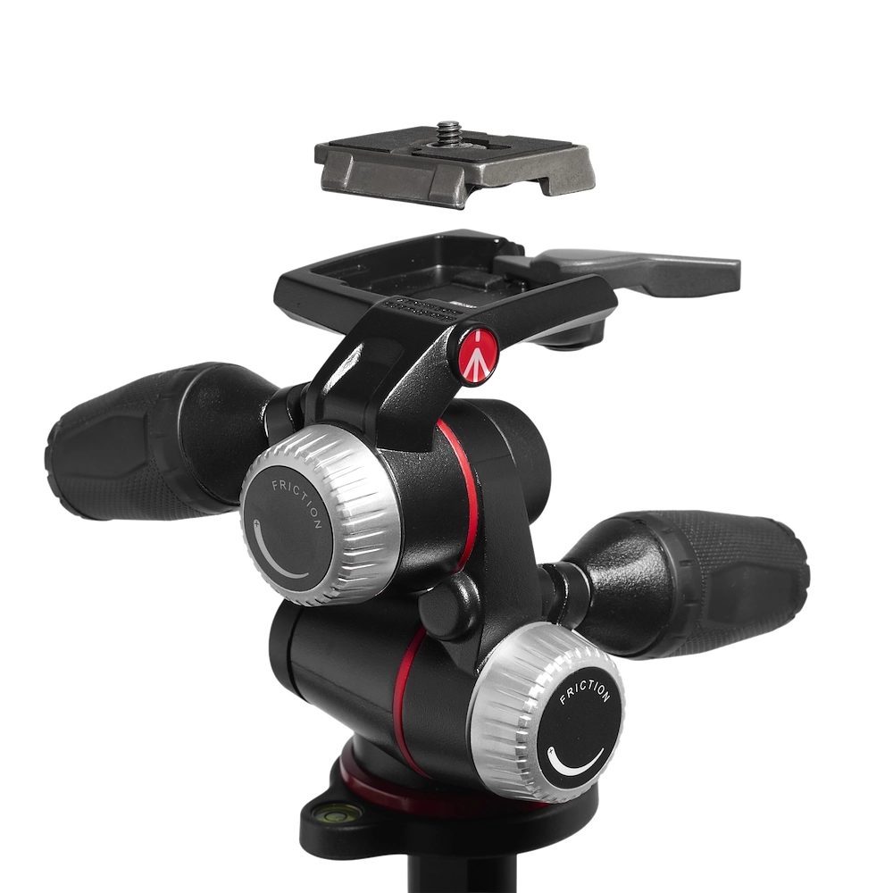 Manfrotto ONE alumínium fotós állvány XPRO 3-Way fejjel (MKONEPA-3W)