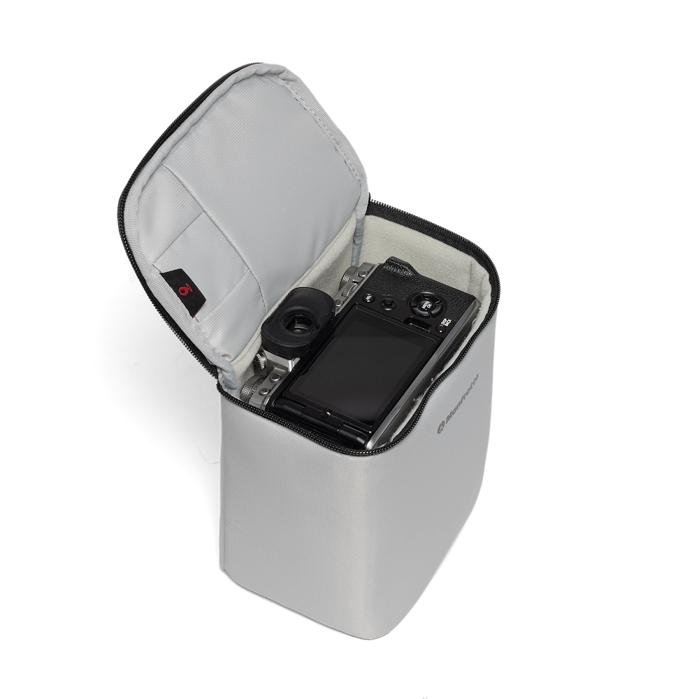Manfrotto UNCOVER Messenger válltáska 7 L (MB UC-M-7L)