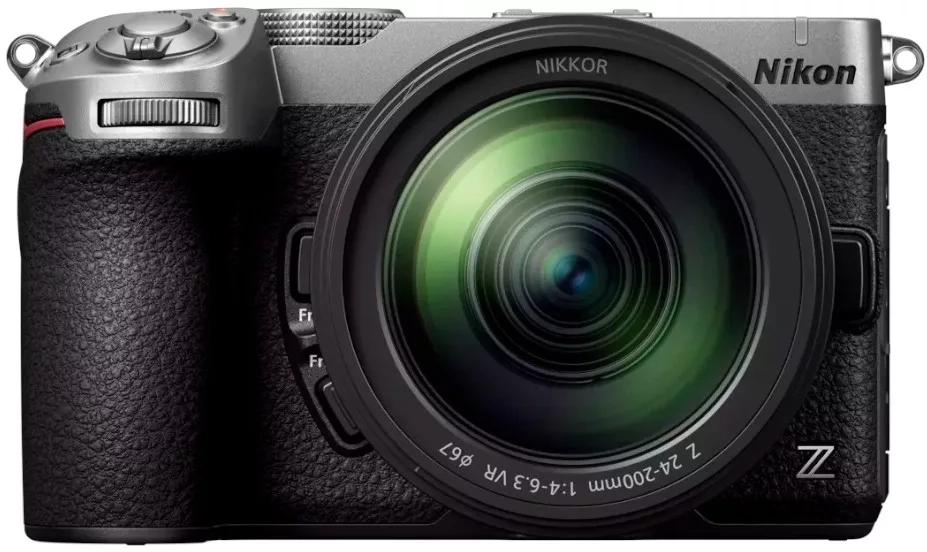 Nikon Z5IIC ezüst + 24-200mm F4-6.3 VR KIT (VOA223K002)